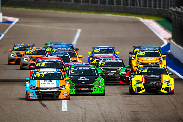 SMP RCRS and W Series round in support for DTM at St. Petersburg, Russia