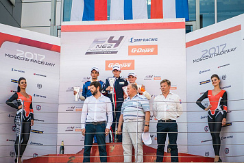 Владимир Джиорджис завоевал серебро в воскресной гонке 6 этапа SMP F4 