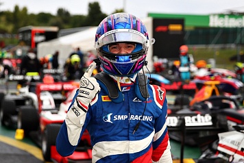 Александр Смоляр выиграл квалификацию Формулы 3 в Венгрии