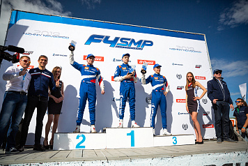 Пилоты программы SMP Racing поднялись на подиумы гонок СМП РСКГ и СМП Формула 4 в Нижнем Новгороде