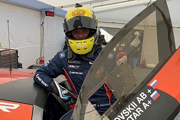 Виктор Шайтар стартует с поул-позиции в первой гонке Ligier European Series