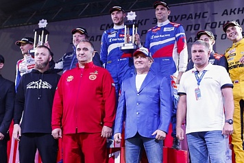 Экипаж Виталия Петрова и Сергея Сироткина на прототипе BR03 выиграл гонку Akhmat Race